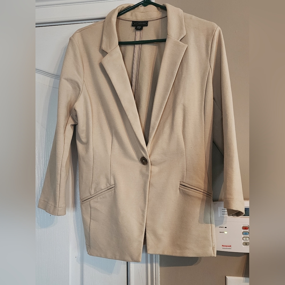 Large tan metaphor blazer